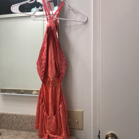 Guess/ Marciano halter top size S - Picture 2 of 6